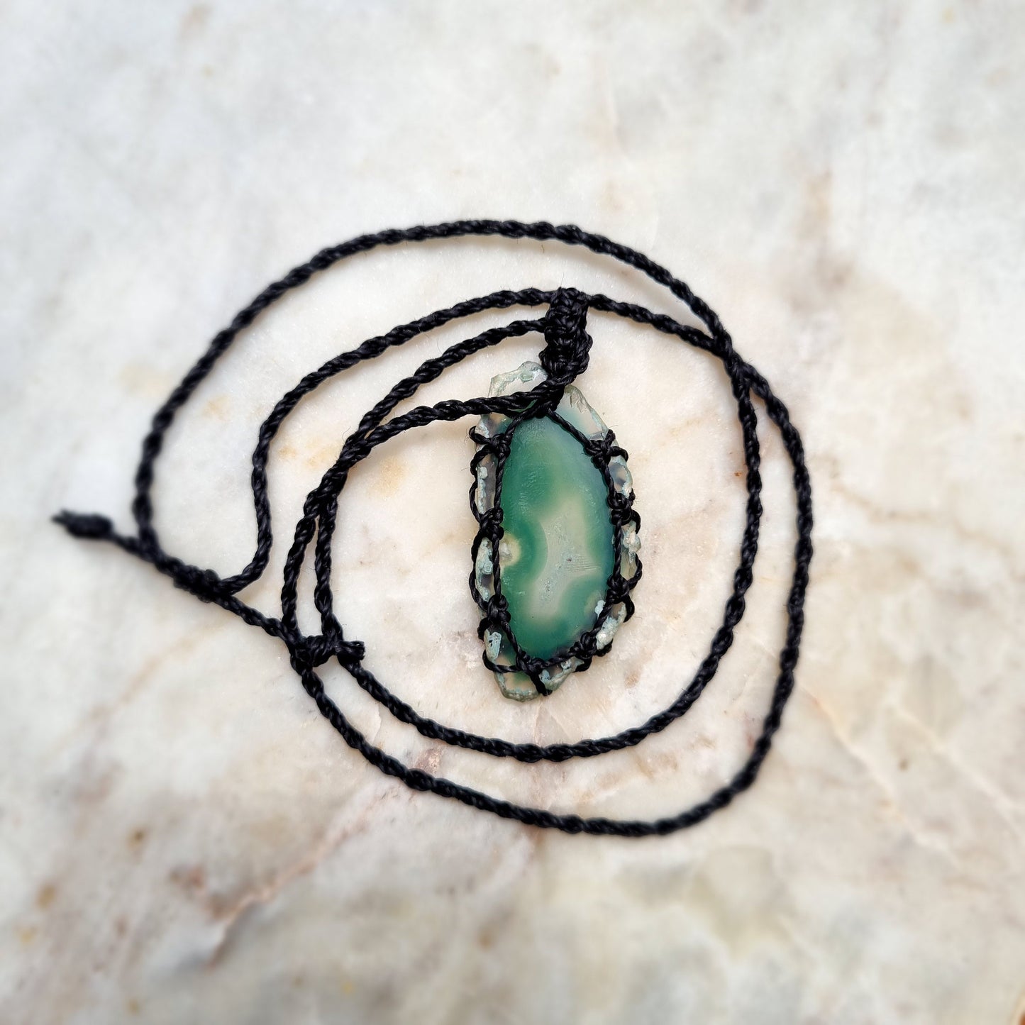 Green sliced agate crystal handmade macrame necklace