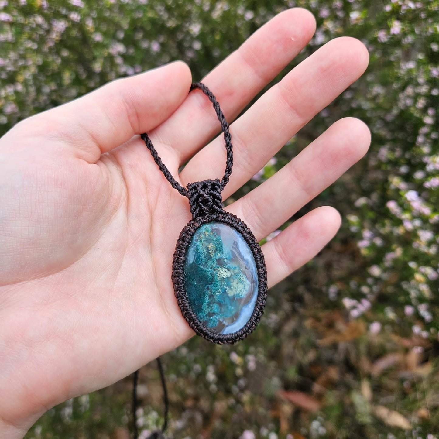 Garden quartz-Lodolite pendant handmade macrame necklace