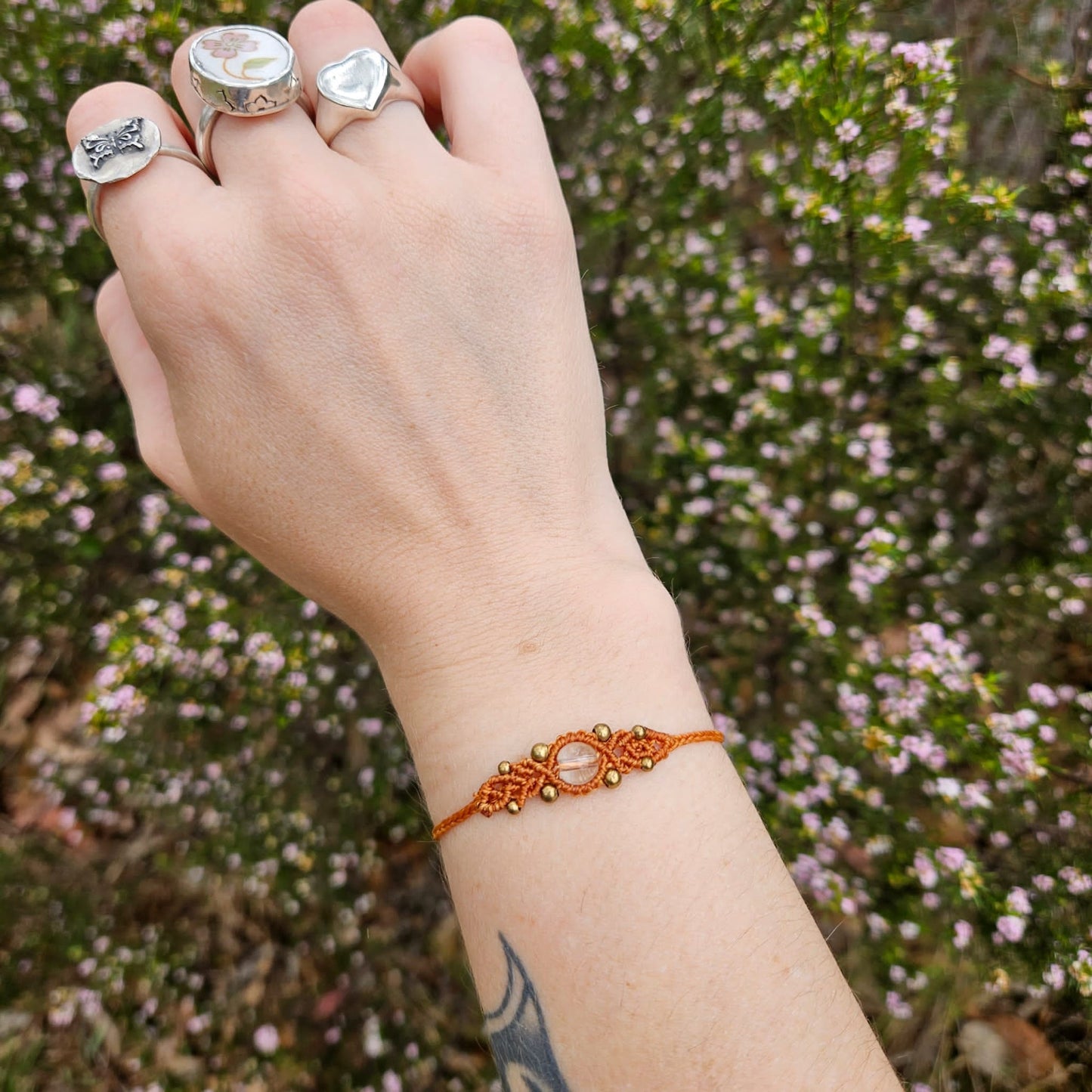 Dainty filligree macrame bracelet with quartz bead, assorted colours